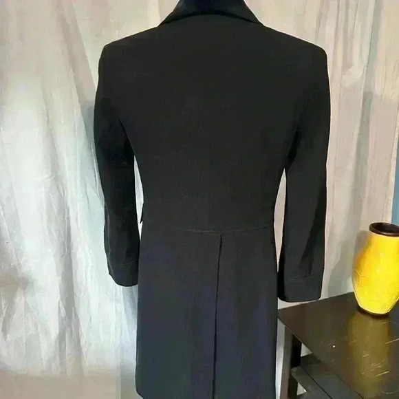 Mondi Women’s Long Coat. Navy. Button Up. Velvet Collar. Pockets. Size 4 - Picture 5 of 8